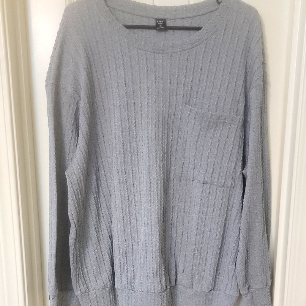 SHEIN Gray Crewneck Sweater with Ribbed Texture